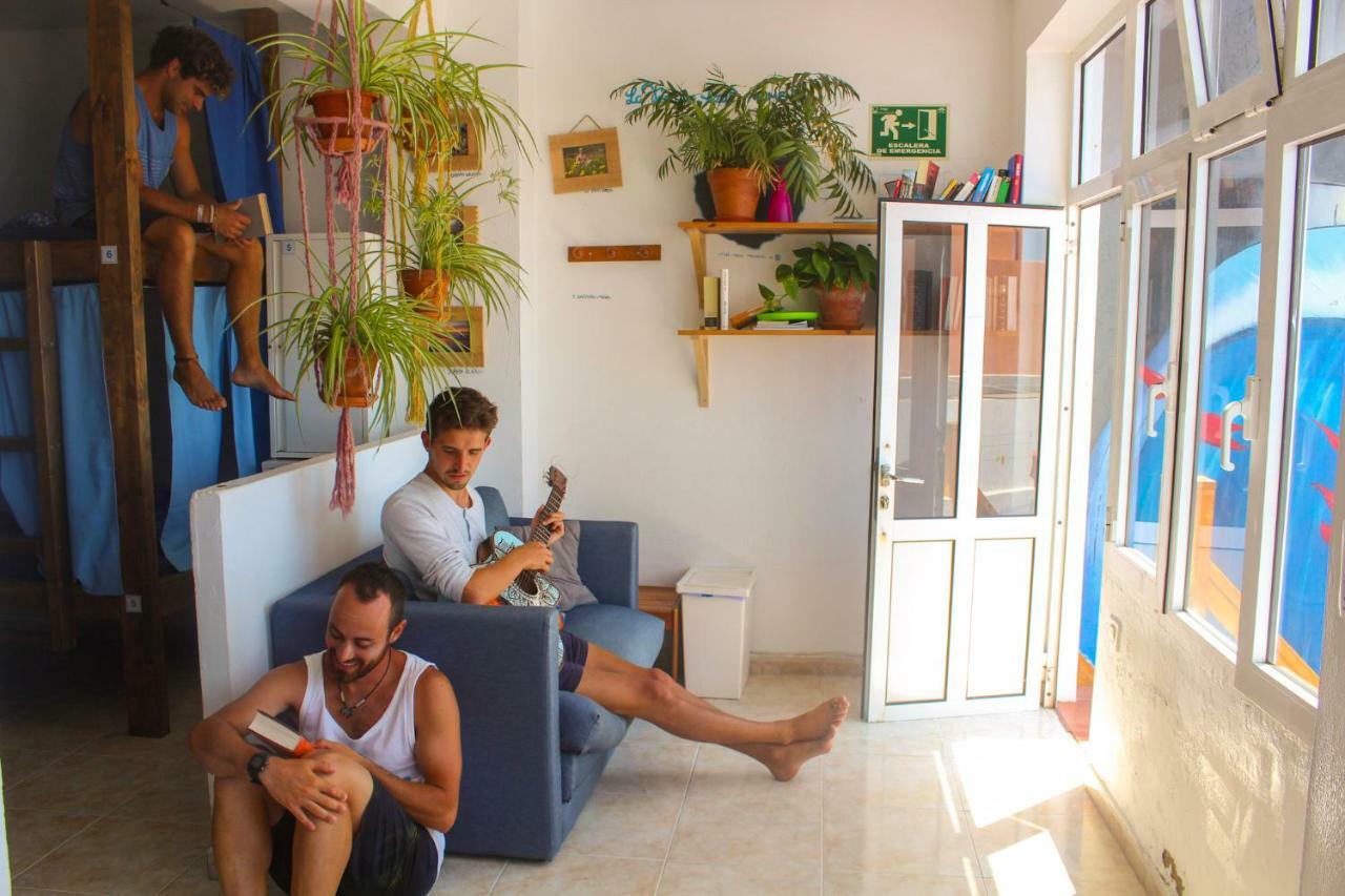 La Ventana Azul Ostello Las Palmas de Gran Canaria Esterno foto